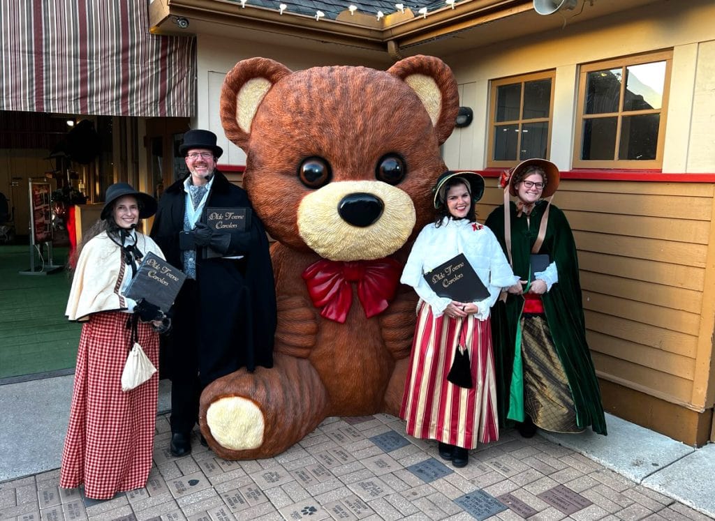 Performing at the Elmwood Park Zoo in Norristown, PA.